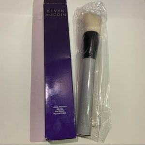 Kevyn aucoin loose powder brush